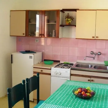 In With Sea View, Balcony, Wifi