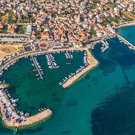 아파트 In With Sea View, Balcony, Wifi *