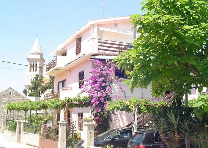 In With Sea View, Balcony, Wifi Пакоштане